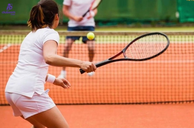 Có nhiều loại sân chơi tennis khác nhau